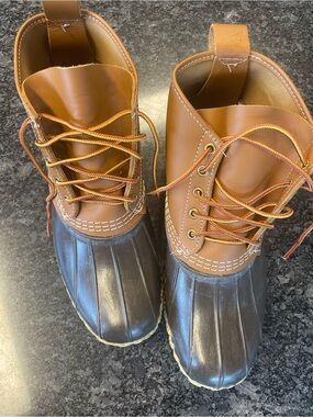 L.L. Bean Brown and Dark Brown Waterproof Lace-Up Duck Boots Size 10 New